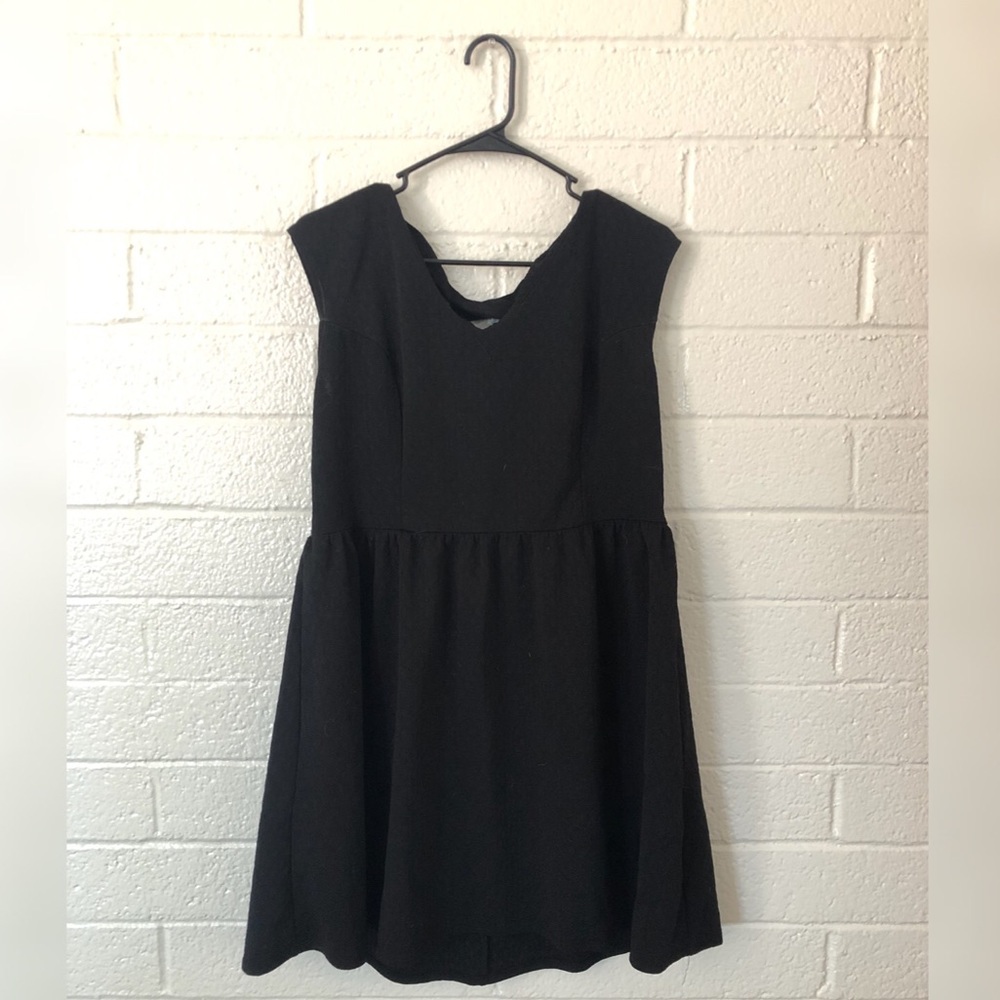 Cute Black Dress
